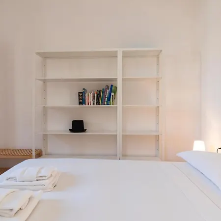 Apartment Comfort Near P Venezia / Cso B Aires - Casati